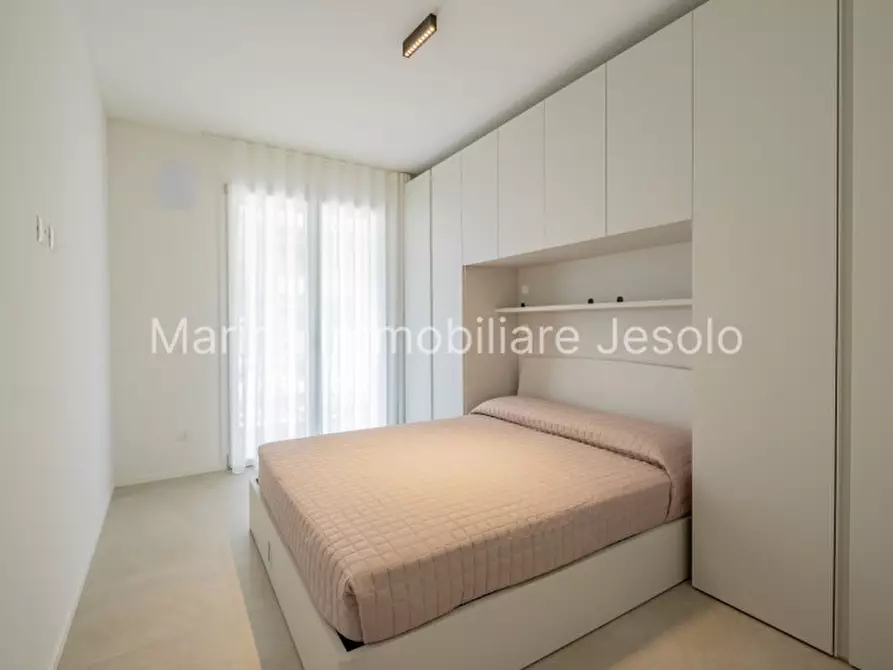 Immagine 19 di Appartamento in vendita  in VIA CEOLOTTO a Jesolo