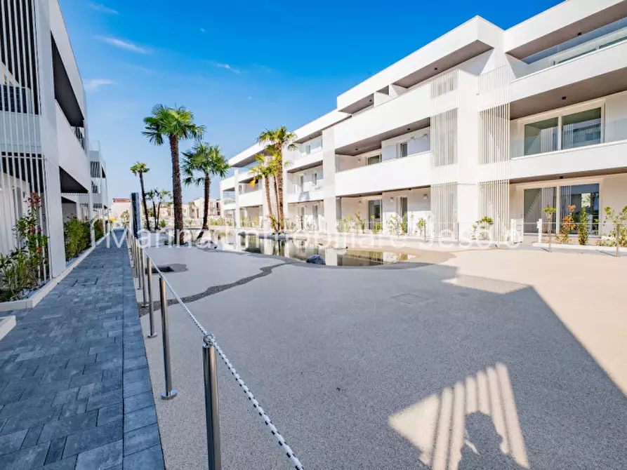 Immagine 28 di Appartamento in vendita  in VIA CEOLOTTO a Jesolo