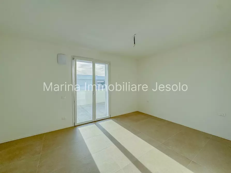 Immagine 7 di Appartamento in vendita  in via ceolotto a Jesolo