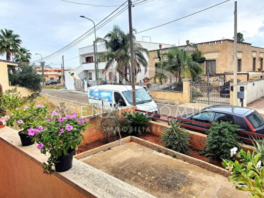 Immagine 14 di Appartamento in vendita  in Via Parma 30 a Racale