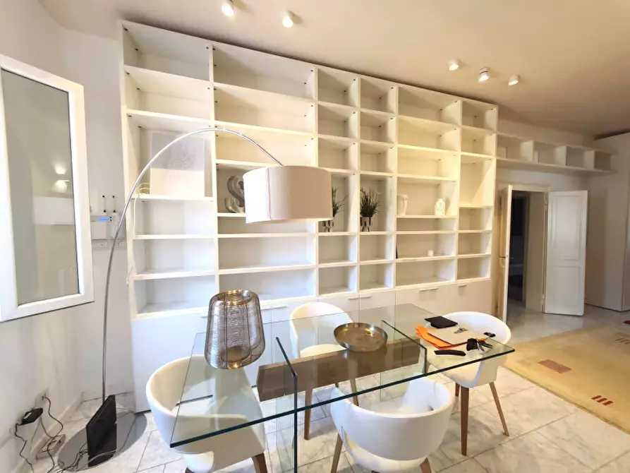 Immagine 1 di Appartamento in vendita  in Via Viviani a Rovigo