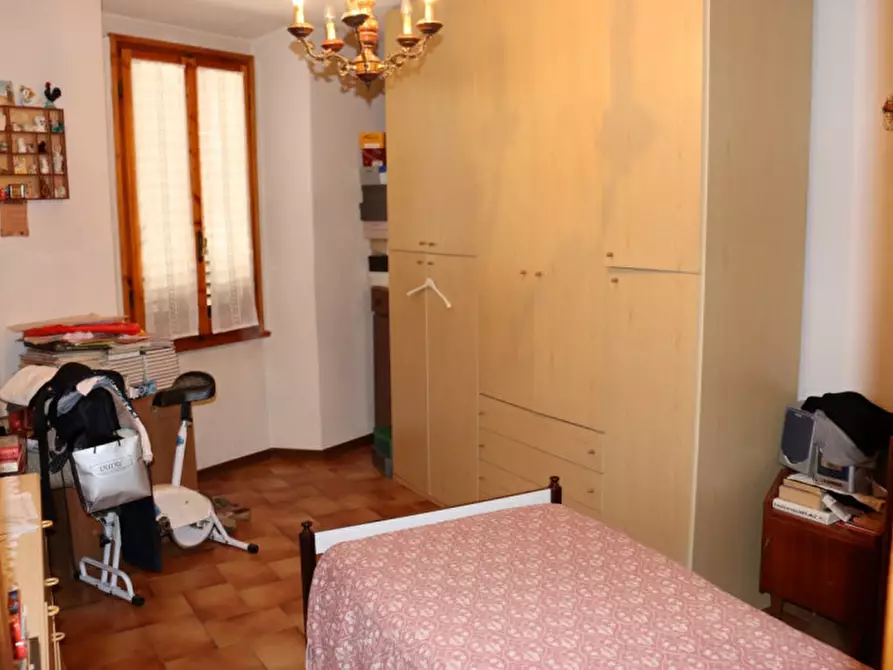 Immagine 6 di Appartamento in vendita  in via Cennano a Montevarchi