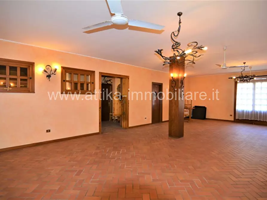 Immagine 10 di Rustico / casale in vendita  in Via Gobetti a Montegrotto Terme