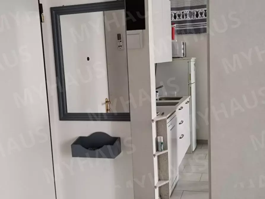 Immagine 7 di Appartamento in vendita  in Viale Michelangelo Buonarroti 3 a Cesenatico
