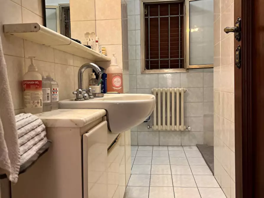 Immagine 4 di Casa bifamiliare in vendita  in VIA Pesaro a Ancona