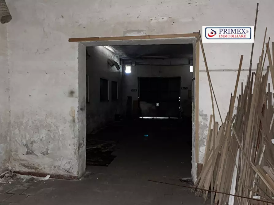 Immagine 9 di Capannone industriale in affitto  in VIA CASILINA a Roma