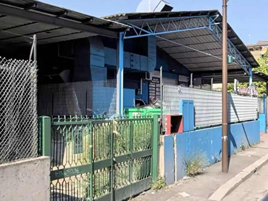 Immagine 1 di Capannone industriale in affitto  in VIA CASILINA a Roma