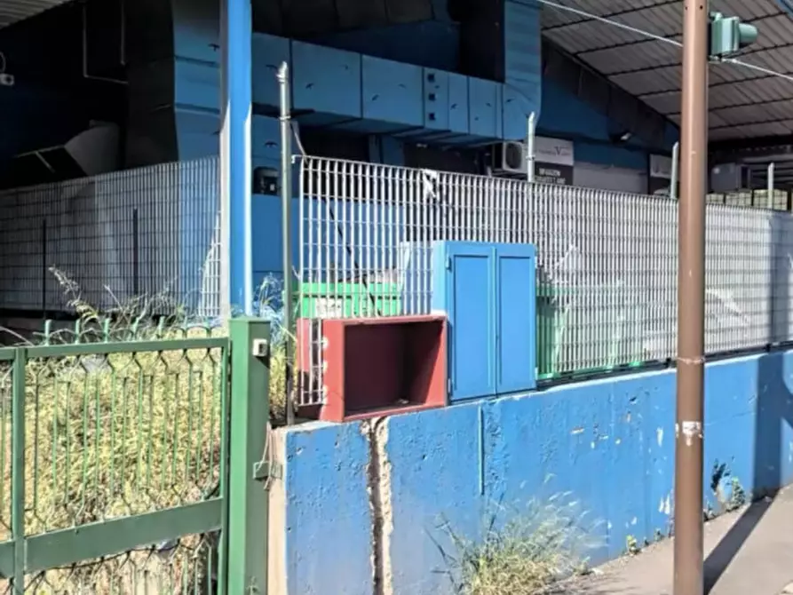 Immagine 5 di Capannone industriale in affitto  in VIA CASILINA a Roma