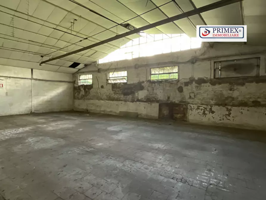 Immagine 7 di Capannone industriale in affitto  in VIA CASILINA a Roma
