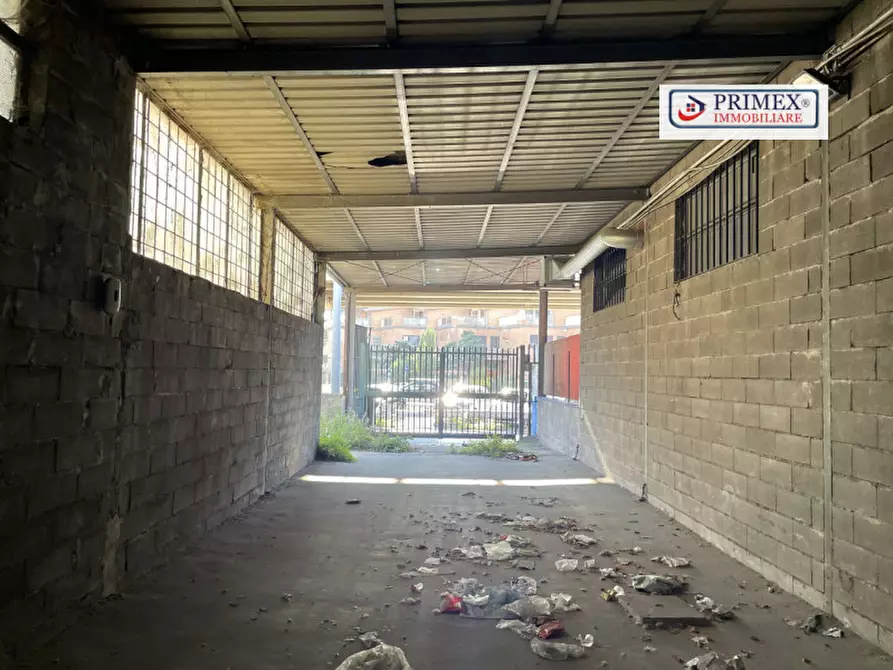 Immagine 10 di Capannone industriale in affitto  in VIA CASILINA a Roma