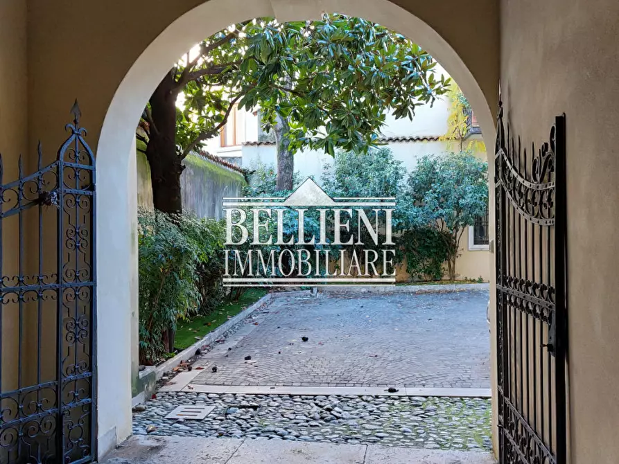 Immagine 12 di Ufficio in affitto  in Ponte degli Angeli a Vicenza