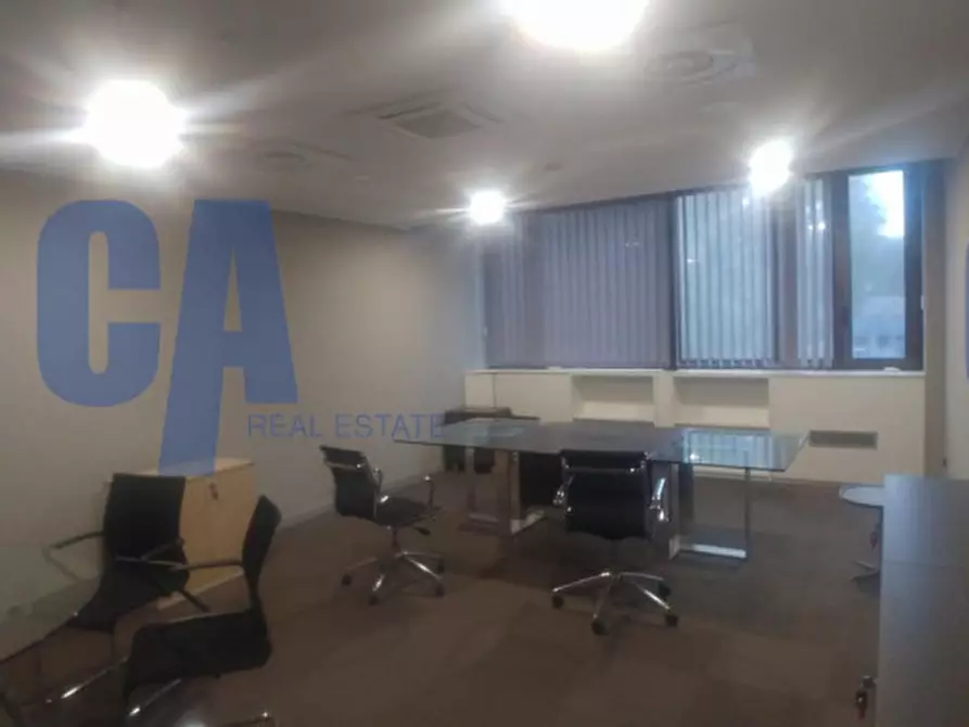 Immagine 9 di Ufficio in affitto  in VIA GALLARATE a Milano