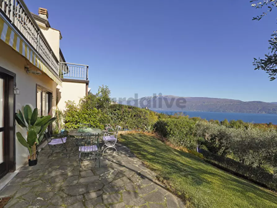 Immagine 1 di Appartamento in vendita  in Via Miralago a Toscolano-Maderno