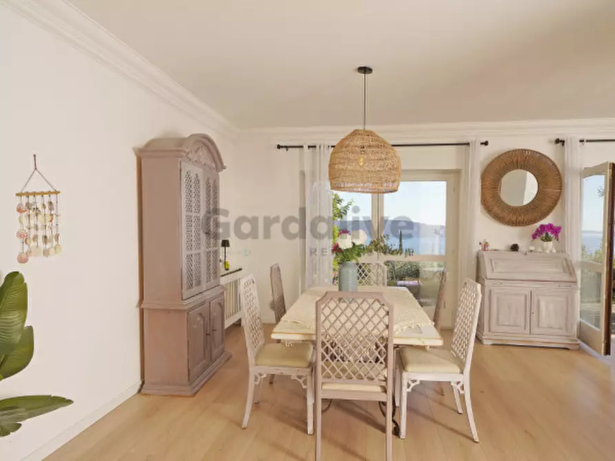 Immagine 7 di Appartamento in vendita  in Via Miralago a Toscolano-Maderno