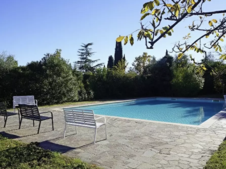 Immagine 11 di Appartamento in vendita  in Via Miralago a Toscolano-Maderno