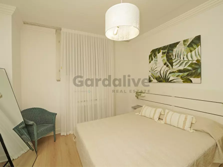 Immagine 18 di Appartamento in vendita  in Via Miralago a Toscolano-Maderno