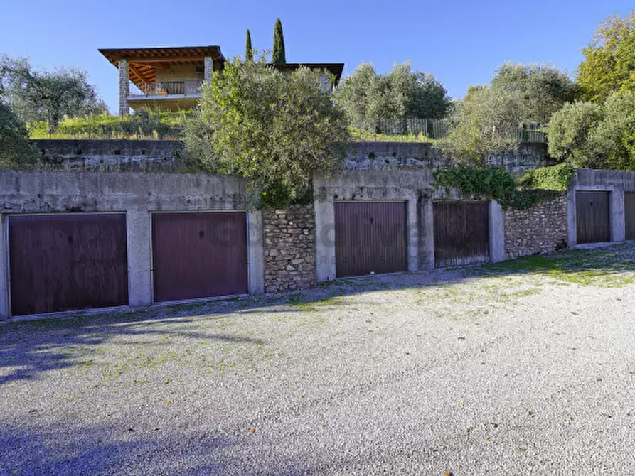 Immagine 24 di Appartamento in vendita  in Via Miralago a Toscolano-Maderno