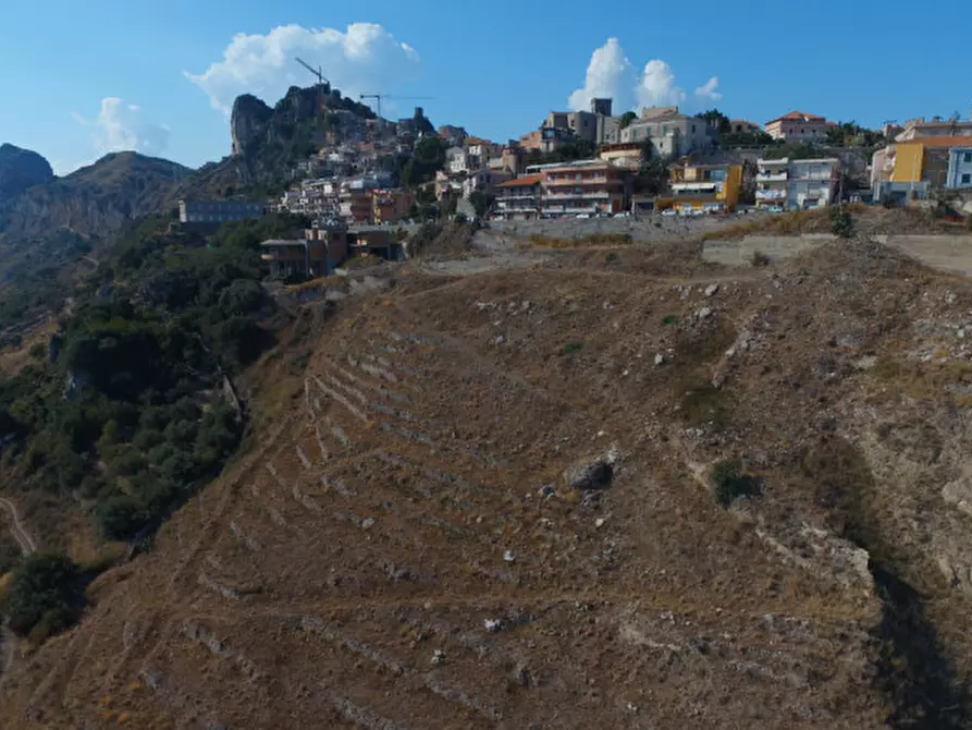 Immagine 4 di Terreno in vendita  in VIA ALCIDE DE GASPERI 1 a Forza D'agro'