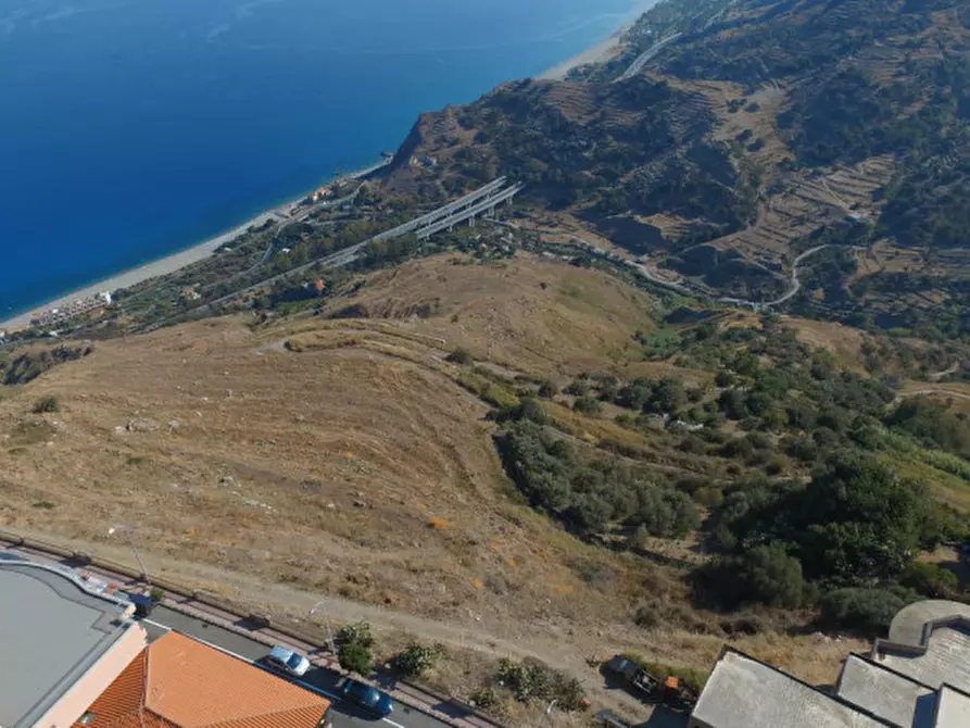 Immagine 5 di Terreno in vendita  in VIA ALCIDE DE GASPERI 1 a Forza D'agro'