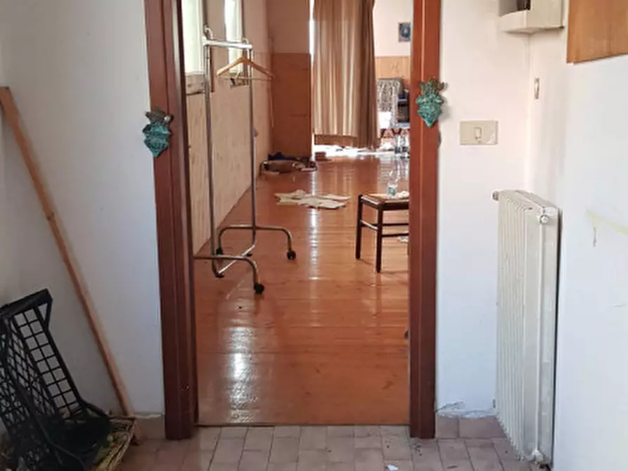 Immagine 4 di Magazzino in vendita  in VIAQUATTRO NOVEMBRE a Sarego