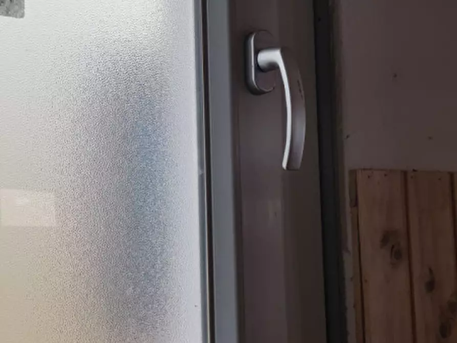 Immagine 8 di Magazzino in vendita  in VIAQUATTRO NOVEMBRE a Sarego