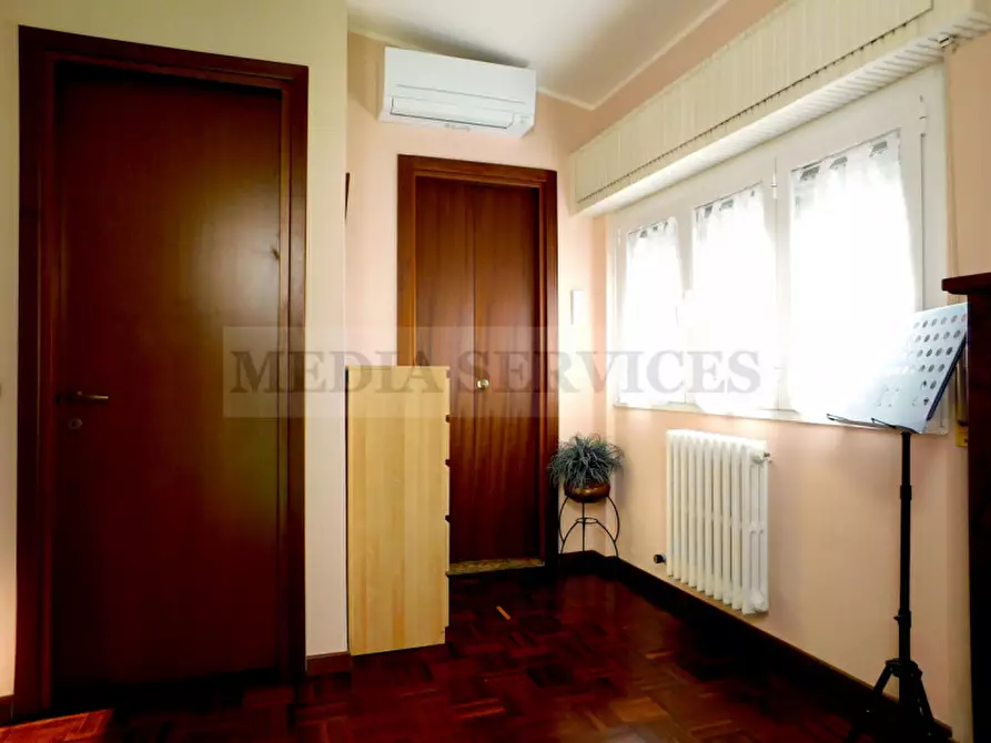 Immagine 26 di Attico in vendita  in via Vittorio Veneto n° 1 a Gropello Cairoli