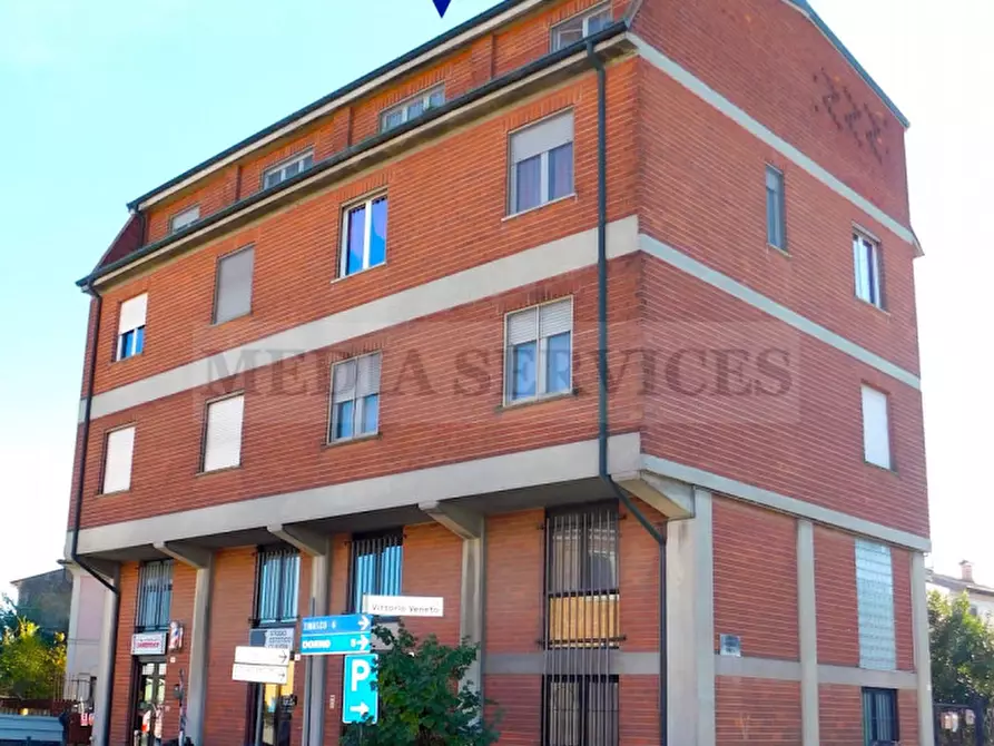 Immagine 30 di Attico in vendita  in via Vittorio Veneto n° 1 a Gropello Cairoli