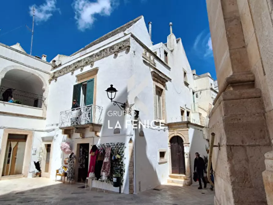 Immagine 5 di Casa indipendente in vendita  in VIA GIANNONE a Locorotondo