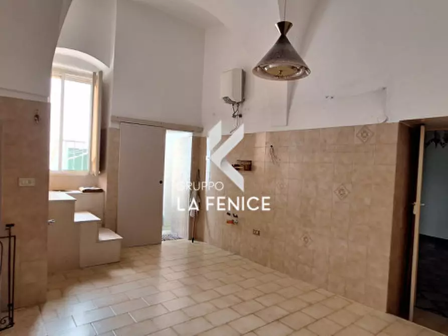 Immagine 35 di Casa indipendente in vendita  in VIA GIANNONE a Locorotondo