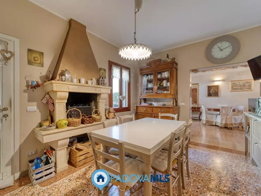 Immagine 10 di Casa bifamiliare in vendita  in via Roma a Noventa Padovana