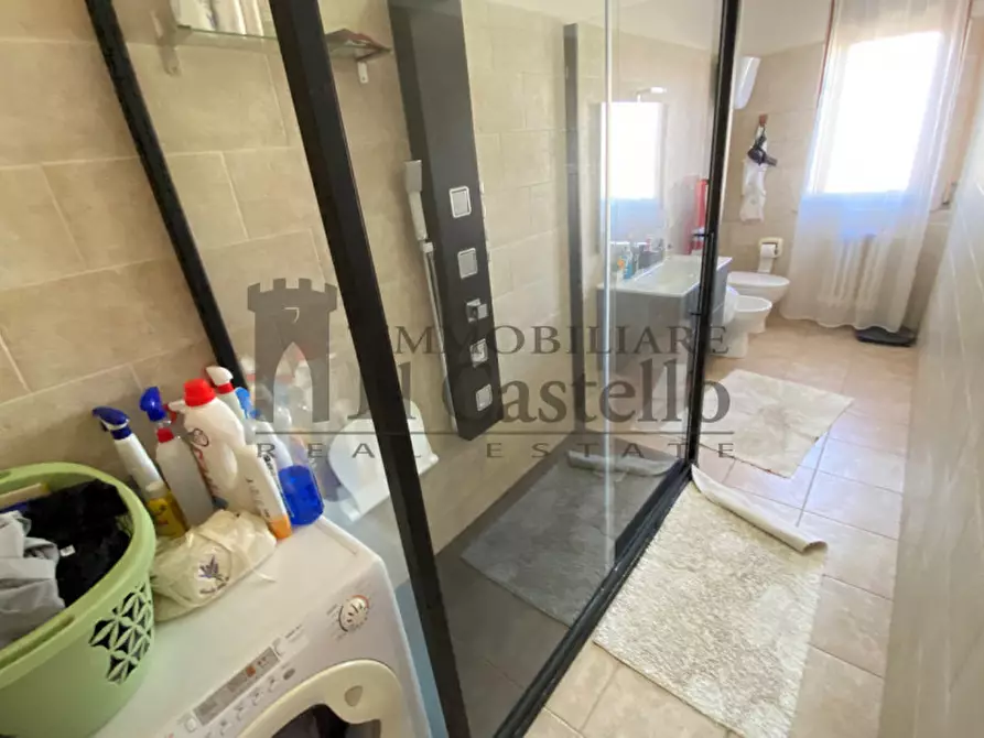 Immagine 20 di Appartamento in vendita  in Via Roma a Castiglione Del Lago