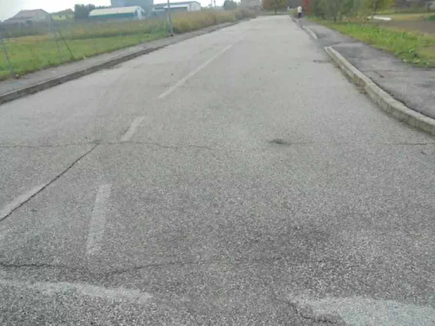 Immagine 10 di Terreno in vendita  a Stienta