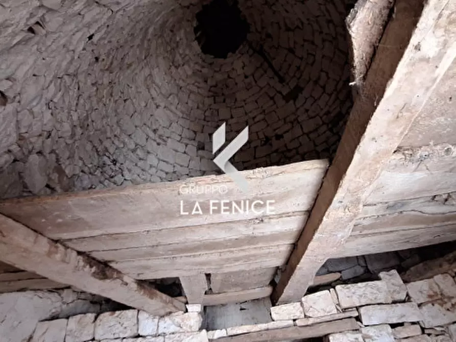 Immagine 36 di Rustico / casale in vendita  in C.DA TOMMASONE a Locorotondo