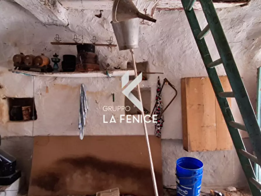 Immagine 39 di Rustico / casale in vendita  in C.DA TOMMASONE a Locorotondo