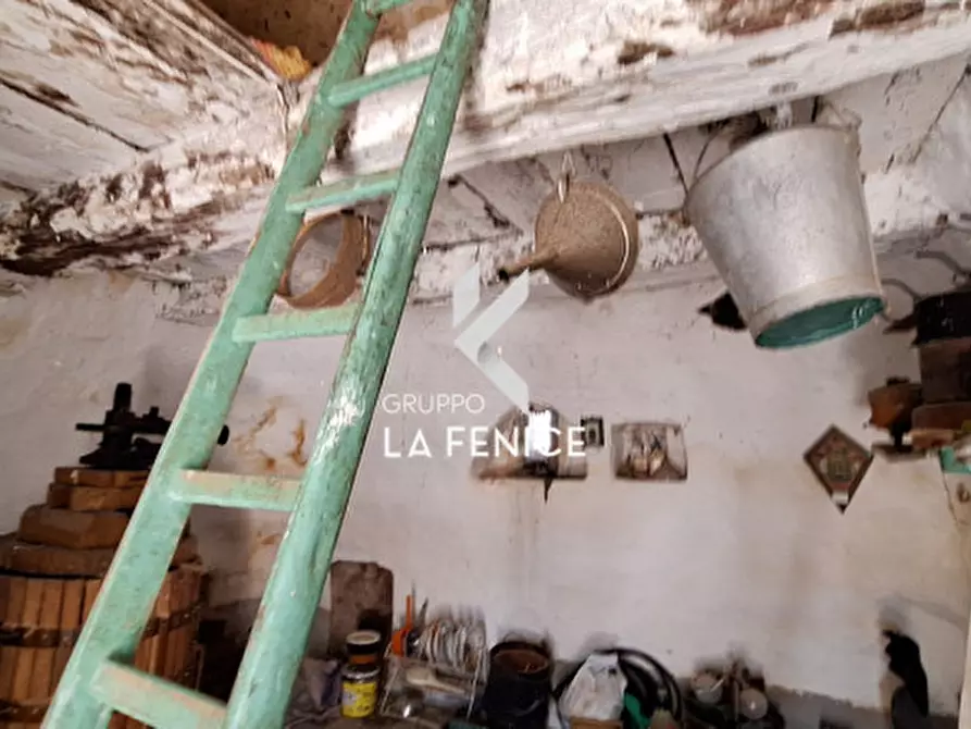 Immagine 44 di Rustico / casale in vendita  in C.DA TOMMASONE a Locorotondo