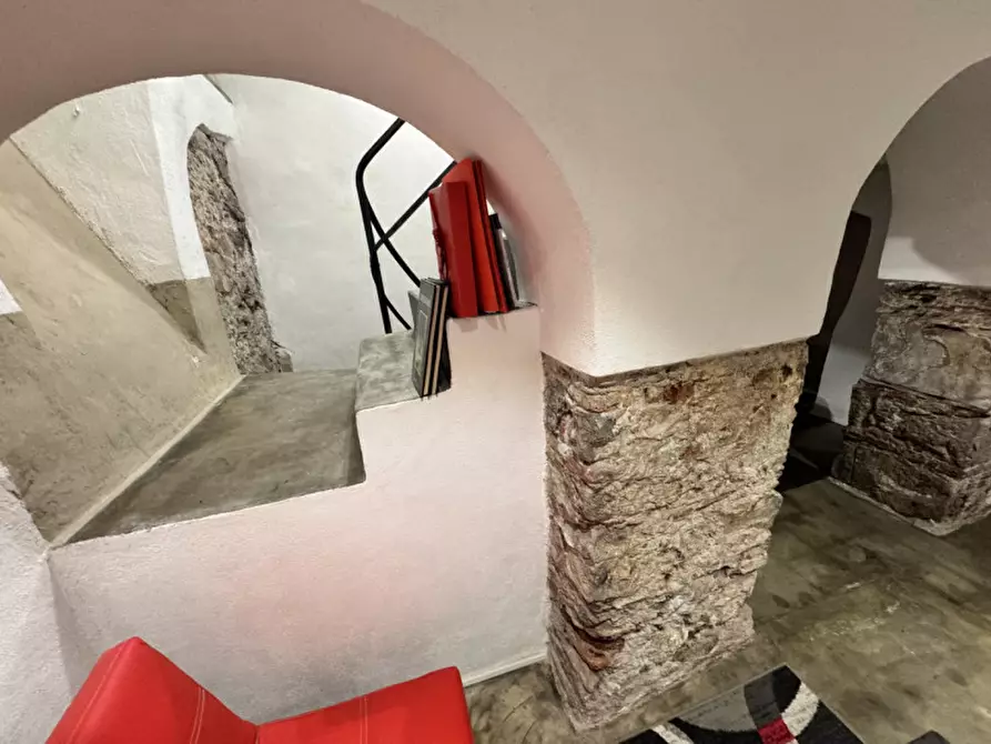 Immagine 5 di Magazzino in vendita  in via canneto il lungo a Genova