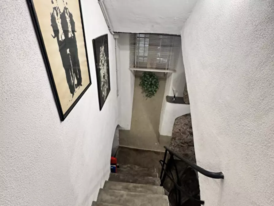 Immagine 16 di Magazzino in vendita  in via canneto il lungo a Genova