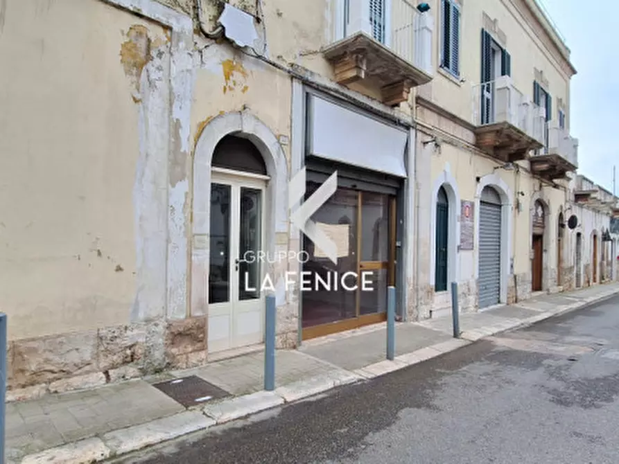 Immagine 5 di Laboratorio in vendita  in via Alberobello, 43-45 a Locorotondo