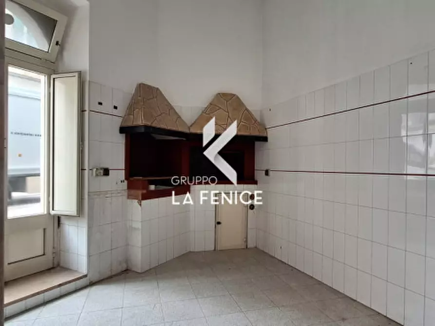 Immagine 19 di Laboratorio in vendita  in via Alberobello, 43-45 a Locorotondo