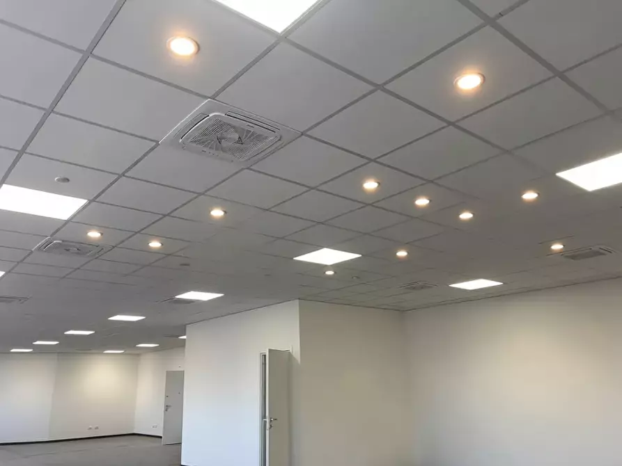 Immagine 2 di Ufficio in affitto  in Viale San Lazzaro a Vicenza