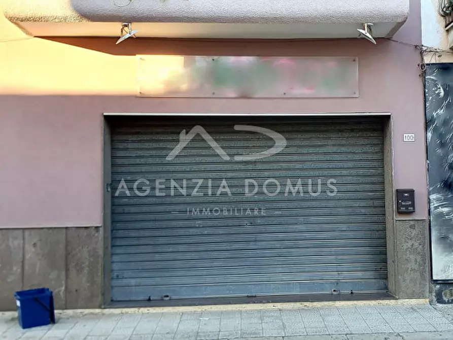 Immagine 1 di Negozio in vendita  in Via Gallipoli, 100 a Racale