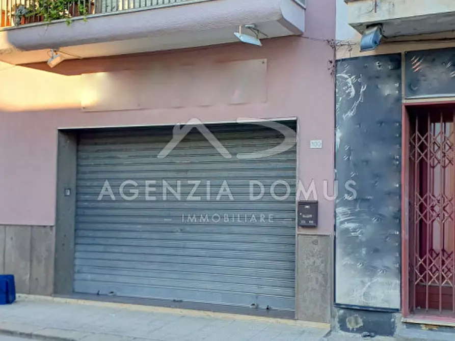Immagine 2 di Negozio in vendita  in Via Gallipoli, 100 a Racale