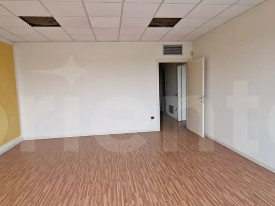 Immagine 3 di Ufficio in vendita  in via della boffella, san paolo a San Paolo