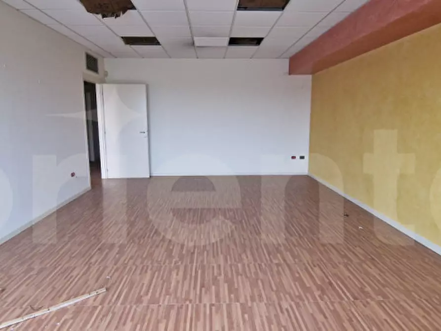 Immagine 6 di Ufficio in vendita  in via della boffella, san paolo a San Paolo