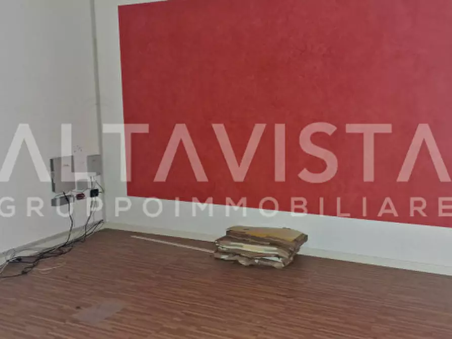 Immagine 10 di Ufficio in vendita  in via della boffella, san paolo a San Paolo