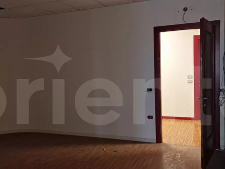 Immagine 12 di Ufficio in vendita  in via della boffella, san paolo a San Paolo