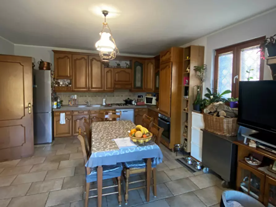 Immagine 8 di Casa indipendente in vendita  in via monta 53 a Alba