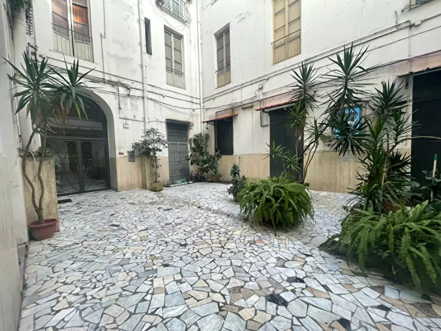 Immagine 19 di Appartamento in vendita  in Via Nazionale 46 a Napoli