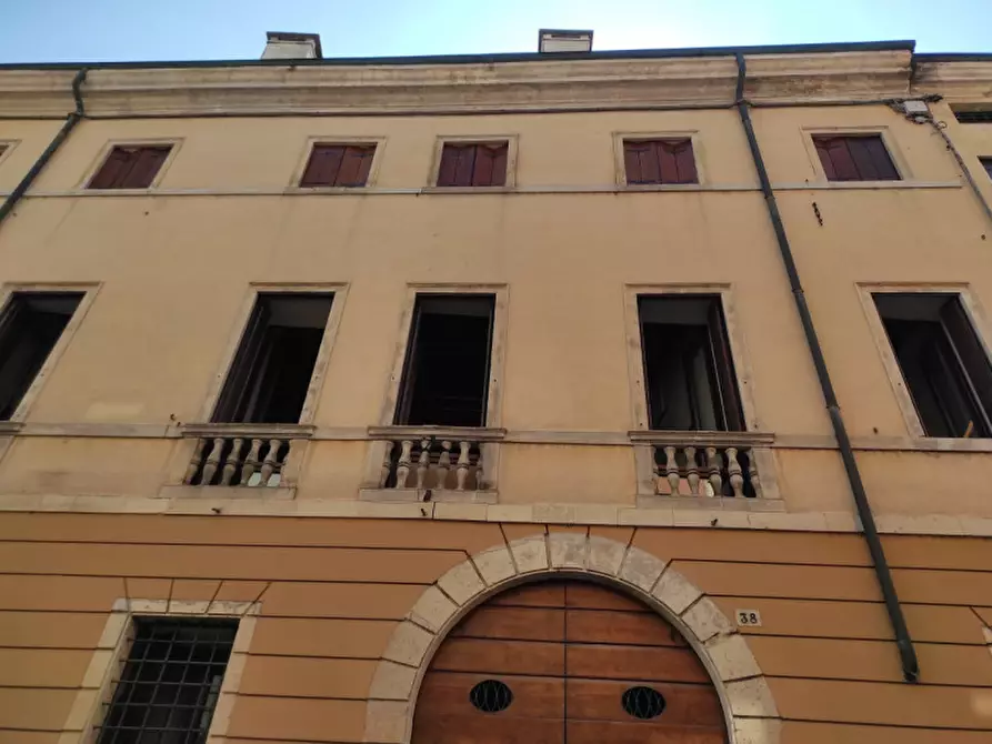 Immagine 13 di Appartamento in vendita  in contrà Zanella a Vicenza