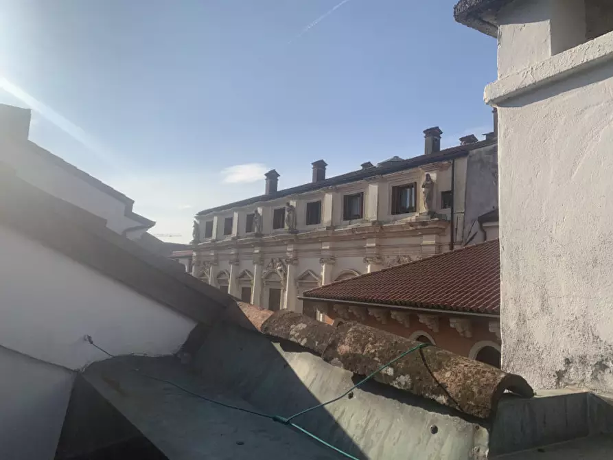 Immagine 20 di Appartamento in vendita  in contrà Zanella a Vicenza